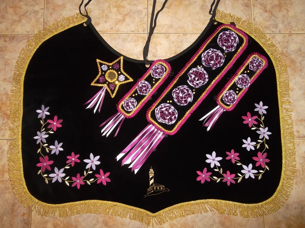 Buldrafes úniques fetes a Menorca per a festes 6 buldrafa_conjunt_348-Carlota-Natta