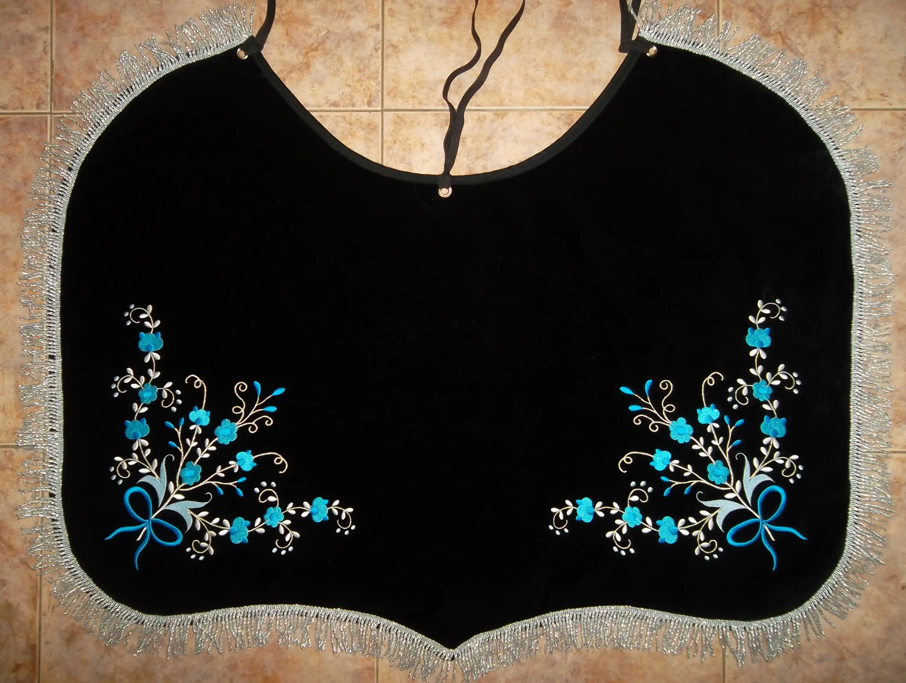 Buldrafa gris amb vàries tonalitats blaves 1 Buldrafa gris amb vàries tonalitats blaves